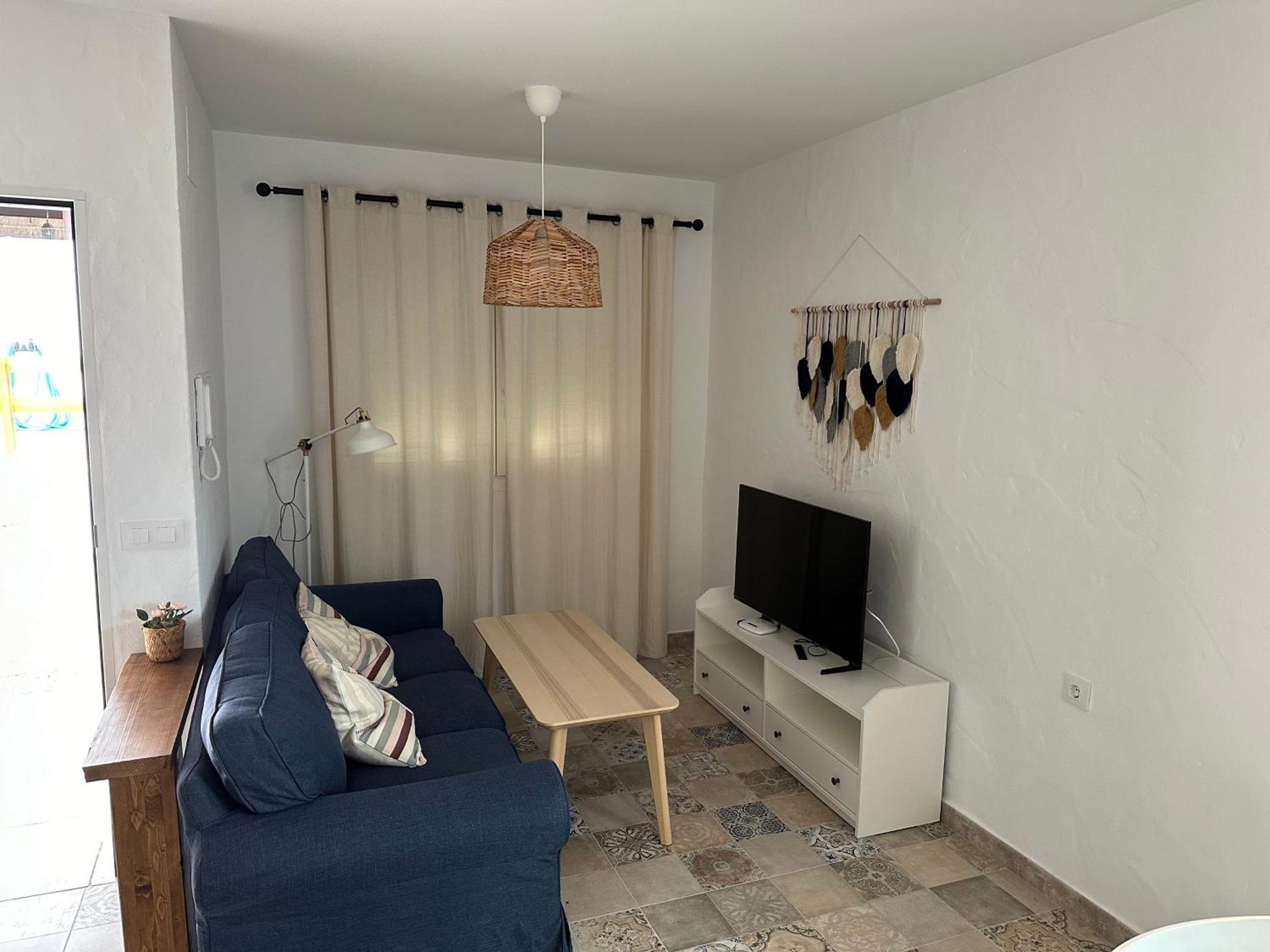 Cocos Sun Guest House Chiclana de la Frontera Bagian luar foto